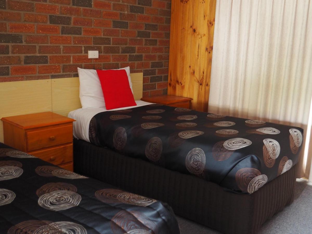 Country Road Motel St Arnaud Saint Arnaud Bagian luar foto